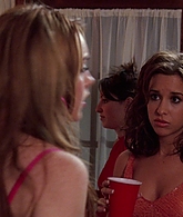 Mean_Girls_2004_1080p_BluRay_LLP_007796.jpg