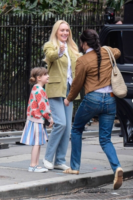 Click to view full size image
==============
lindsaylohanphotos_countmylies_set_28329.jpg lindsaylohanphotos_countmylies_set_28329.jpg