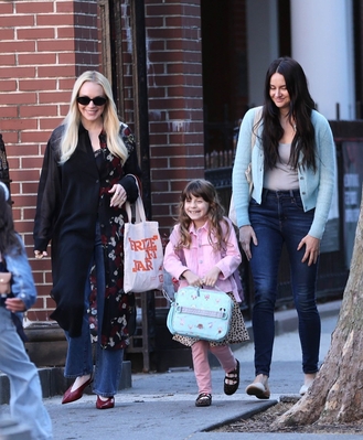 Click to view full size image
==============
lindsaylohanphotos_countmylies_set_2812929.jpg lindsaylohanphotos_countmylies_set_2812929.jpg