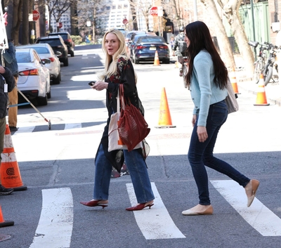 Click to view full size image
==============
lindsaylohanphotos_countmylies_set_283329.jpg lindsaylohanphotos_countmylies_set_283329.jpg