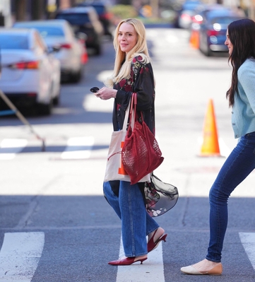 Click to view full size image
==============
lindsaylohanphotos_countmylies_set_284029.jpg lindsaylohanphotos_countmylies_set_284029.jpg