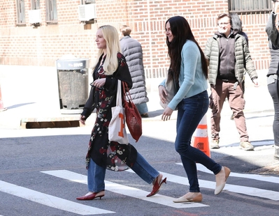 Click to view full size image
==============
lindsaylohanphotos_countmylies_set_286029.jpg lindsaylohanphotos_countmylies_set_286029.jpg