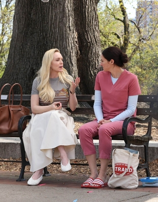 Click to view full size image
==============
lindsaylohanphotos_countmylies_set_april14_281729.jpg lindsaylohanphotos_countmylies_set_april14_281729.jpg