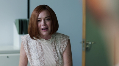 Sick_Note_S02E03_Stay_Hydrated_1080p_LLP_002951.jpg