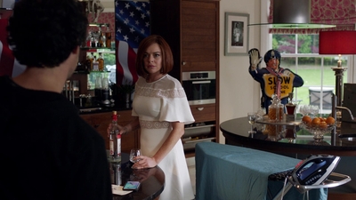 Sick_Note_S02E04_Braking_Bad_1080p_LLP_002907.jpg