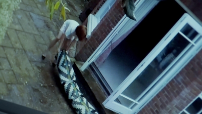 Click to view full size image
==============
Sick_Note_S02E05_Constable_Polly_1080p_LLP_002964.jpg Sick_Note_S02E05_Constable_Polly_1080p_LLP_002964.jpg