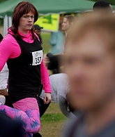 Sick_Note_S02E07_The_Loneliness_of_the_Middle_Distance_Runner_1080p_LLP_002838.jpg