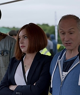 Sick_Note_S02E08_Operation_Thunderbolt_1080p_LLP_001999.jpg