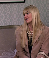 S03E21_2_Broke_Girls_1080p_LLP_002212.jpg