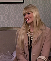 S03E21_2_Broke_Girls_1080p_LLP_002232.jpg