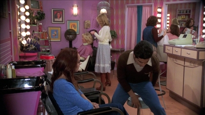Click to view full size image
==============
That_70s_Show_S07E07_1080p_BluRay_LLP_000227.jpg That_70s_Show_S07E07_1080p_BluRay_LLP_000227.jpg