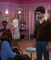 That_70s_Show_S07E07_1080p_BluRay_LLP_000195.jpg