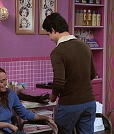 That_70s_Show_S07E07_1080p_BluRay_LLP_000204.jpg
