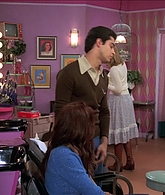 Filename=That_70s_Show_S07E07_1080p_BluRay_LLP_000224.jpg
Filesize=287KiB
Dimensions=1920x1080
Date added=Jun 16, 2026 That_70s_Show_S07E07_1080p_BluRay_LLP_000224.jpg