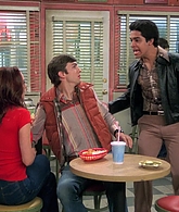That_70s_Show_S07E07_1080p_BluRay_LLP_002650.jpg