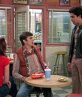 Filename=That_70s_Show_S07E07_1080p_BluRay_LLP_002674.jpg
Filesize=374KiB
Dimensions=1920x1080
Date added=Jun 16, 2026 That_70s_Show_S07E07_1080p_BluRay_LLP_002674.jpg