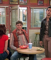 Filename=That_70s_Show_S07E07_1080p_BluRay_LLP_002696.jpg
Filesize=361KiB
Dimensions=1920x1080
Date added=Jun 16, 2026 That_70s_Show_S07E07_1080p_BluRay_LLP_002696.jpg
