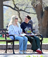 lindsaylohanphotos_countmylies_set_april14_285429.jpg
