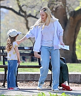 lindsaylohanphotos_countmylies_set_april14_287629.jpg