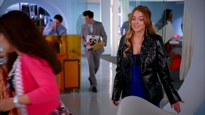 Ugly_Betty_S03E05_Granny_Pants_1080p_LLP_000616.jpg