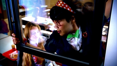 Click to view full size image
==============
Ugly_Betty_S03E05_Granny_Pants_1080p_LLP_000947.jpg Ugly_Betty_S03E05_Granny_Pants_1080p_LLP_000947.jpg