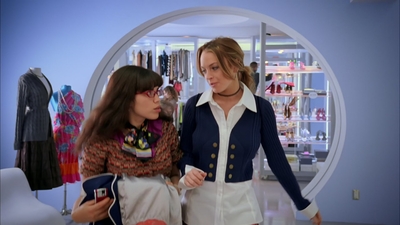Ugly_Betty_S03E05_Granny_Pants_1080p_LLP_002379.jpg