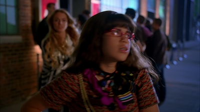 Ugly_Betty_S03E05_Granny_Pants_1080p_LLP_004096.jpg