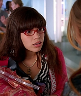 Ugly_Betty_S03E05_Granny_Pants_1080p_LLP_000580.jpg