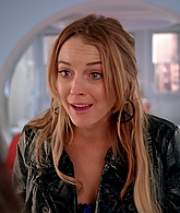 Ugly_Betty_S03E05_Granny_Pants_1080p_LLP_000589.jpg