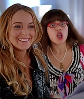 Ugly_Betty_S03E05_Granny_Pants_1080p_LLP_000719.jpg