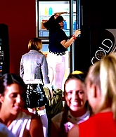 Ugly_Betty_S03E05_Granny_Pants_1080p_LLP_000952.jpg