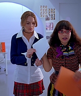 Ugly_Betty_S03E05_Granny_Pants_1080p_LLP_001752.jpg