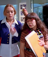 Ugly_Betty_S03E05_Granny_Pants_1080p_LLP_001803.jpg