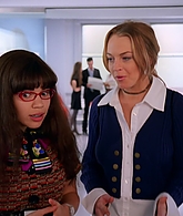 Ugly_Betty_S03E05_Granny_Pants_1080p_LLP_002453.jpg