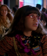 Ugly_Betty_S03E05_Granny_Pants_1080p_LLP_004096.jpg
