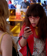 Ugly_Betty_S03E05_Granny_Pants_1080p_LLP_004687.jpg