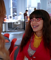 Ugly_Betty_S03E05_Granny_Pants_1080p_LLP_005674.jpg